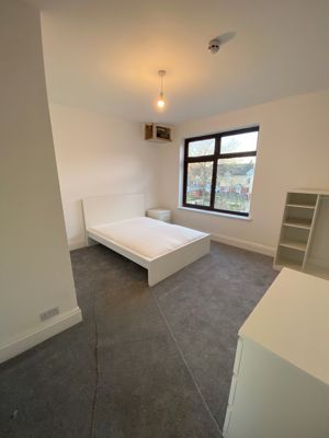 Photo 19- click for photo gallery